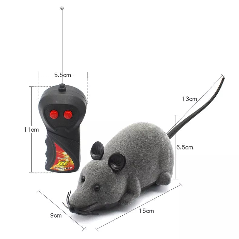 Remote controlled mouse cat toy