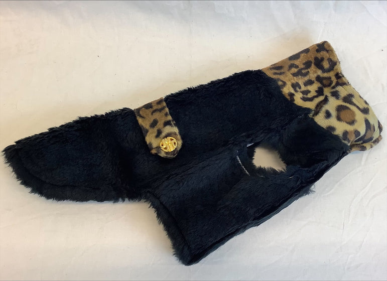 Dogs Togs fashion jacket leopard on black.