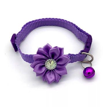 Cat collar with flower and bell